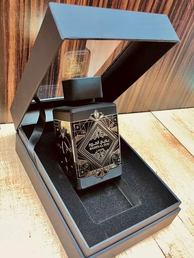Bade'e Al Oud Oud for Glory EDP 100ml – Fragrâncias Orientais